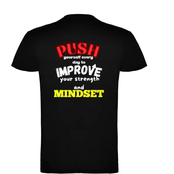 camiseta push yourself negra